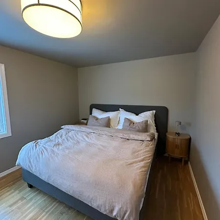 Modern And Comfortable In Apartment